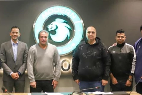 مودرن سبورت يعلن.. تعيين عبد الحليم علي مديرًا للكرة وأبو مسلم مدربا 